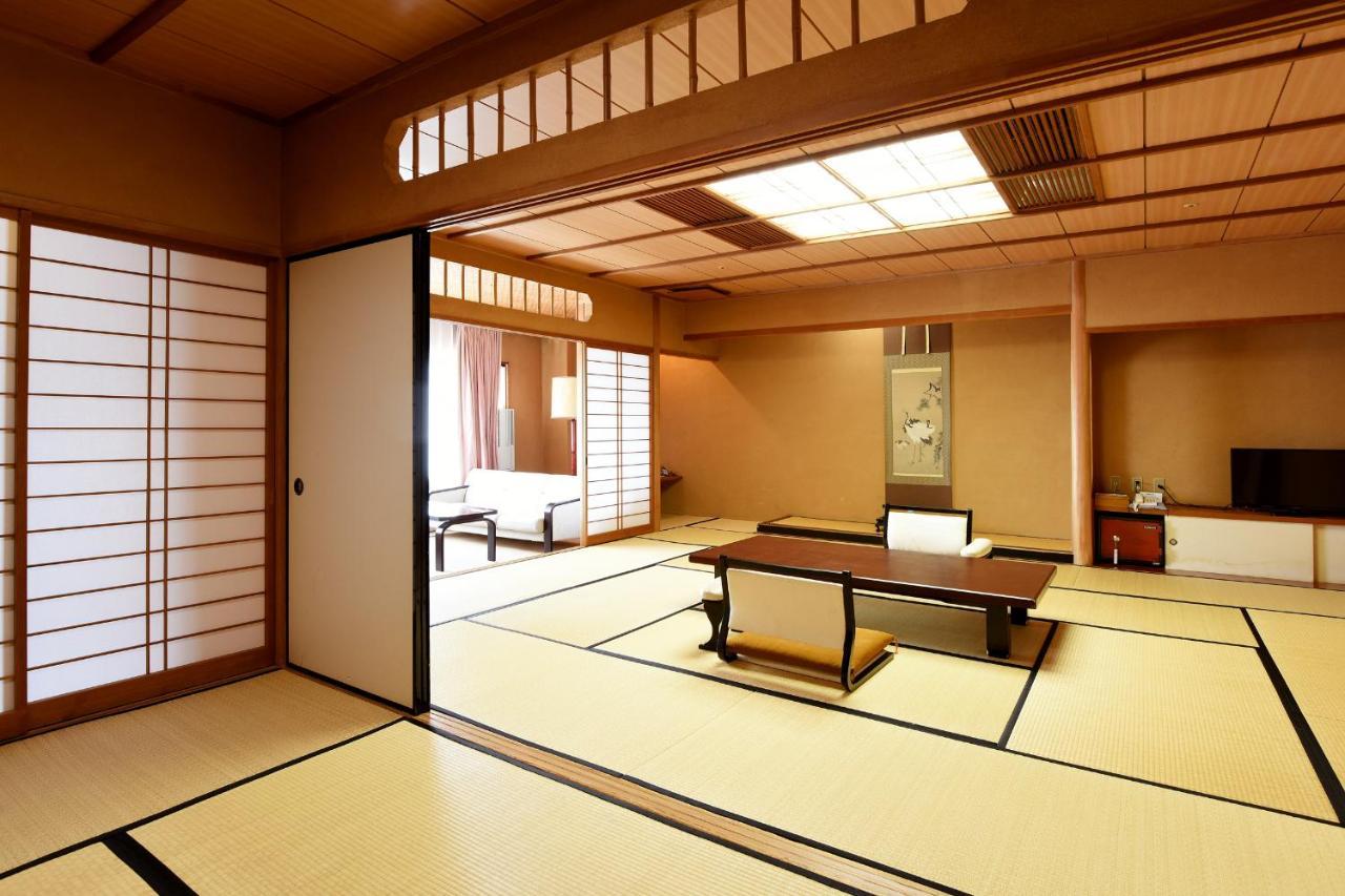 Isawa Tokiwa Hotel Fuefuki Exterior photo